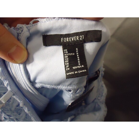 Forever 21 Floral Lace Embroidery Knit Dress Size Small Baby Blue Party Elegant - Picture 5 of 9